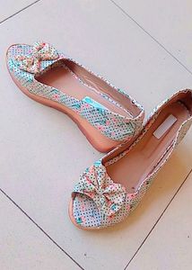 Bellies Wedge Heels