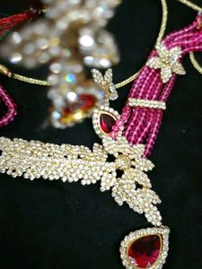 Only Cash Elegant Ruby &amp; Diamond Necklace Set