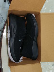 school shoe  | Black Running Shoes - Comf