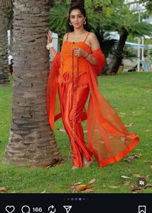 Can Gown