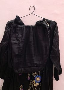 Nayra Cut Suit