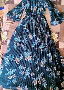 Floral Pleated Maxi Dress