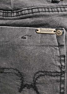 Straight Fit Skinny Jeans For Women