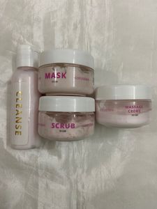 Coccolare Body Polishing Kit Rs -600/-