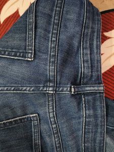 Classic Blue Slim-Fit Denim Jeans