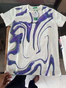 Benetton Graphic Tee