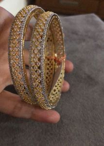 Sparkling Bangle Set