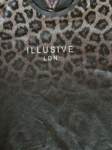 Half Sleeves,Black Tshirt