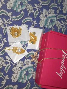 Gold Tone Necklace Bundle