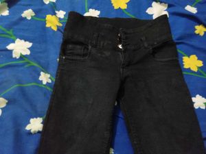 2 High-Waisted Black Jeans(Combo)