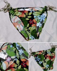 11 Bikini Bottoms Set
