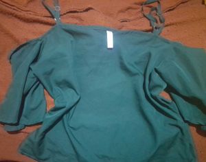 Green Off Shoulder Trending Top