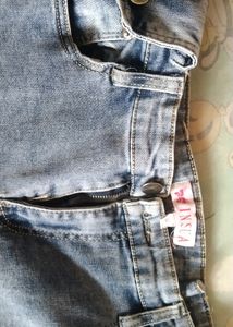 Insua Jeans
