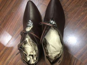 Medieval Brown Leather Flats