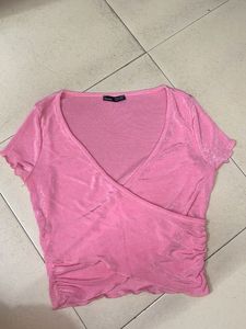 pink top