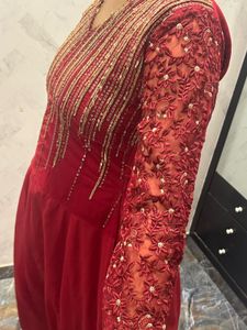 gown