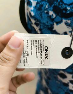 New Abstract Print Sleeveless Top