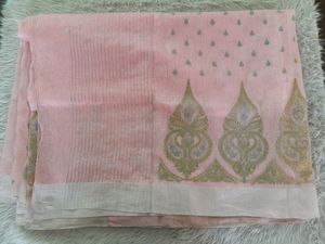 Pink Embellished Saree With Blouse (Women&#39;s)