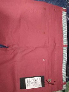 Red Capri Mid Waist