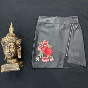 Women’s Premium Skirt