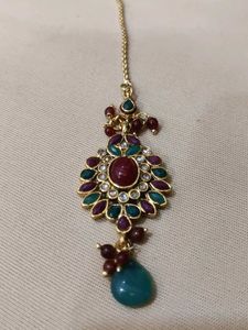 Elegant Indian Maang Tikka