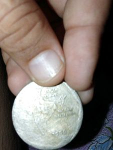 I am Sell antique old coin of 2 rupees