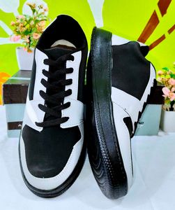 UK-09 NIKE Black Casual Sneakers For Men&#39;s