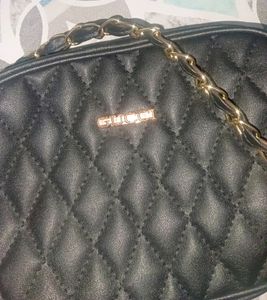 🖤New Slingbag For Girls🖤