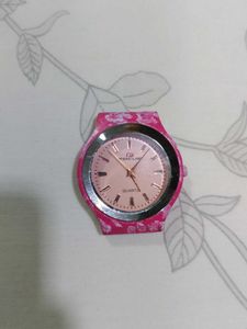 Pink Floral Focus Watch