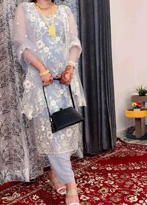 Elegant Floral Embroidered Salwar Suit