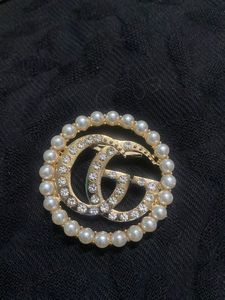 GUCCI GG STONE STUDDED BROACH
