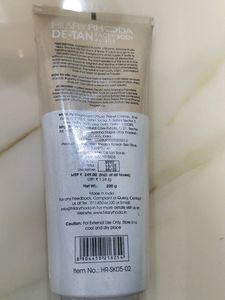 Korean Rice Face And Body Scrub 200g