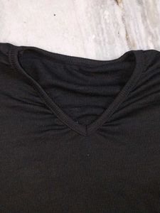 New Trendy Black Top 🖤🖤