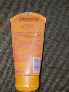 Lotus Herbals Sunscreen SPF 20