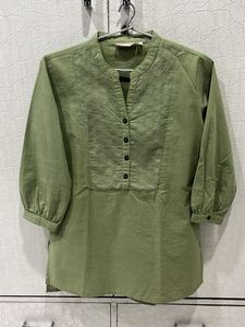 Green Embroidered Top/short Kurti