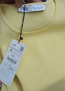 Zara Body Fit Dress. S ON LABEL