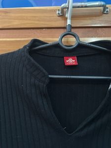 Black Ribbed Long Sleeve tshirt