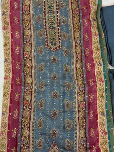 Elegant Kurta Set For Weddings And Other Occasions