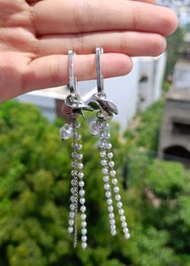 2 Pairs Of Elegant Earrings
