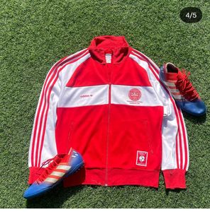 Adidas originals, vintage Denmark track jacketChes