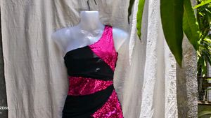 I. SEXY PARTY BODYCON