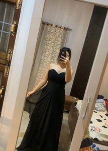 Elegant Black Strapless Gown💝🎀🦋