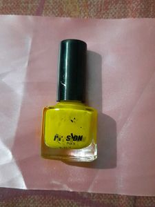 Nailpaints..💅