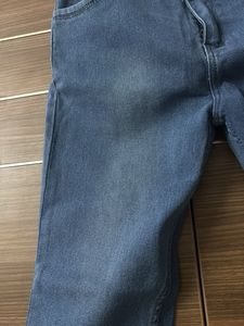 Frayed Hem Jeans