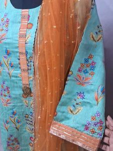 Elegant Embroidered Kurta