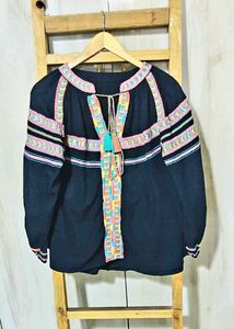 Embroidered Peasant Black Top size&#39;-42-44