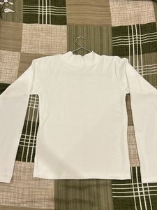 White Full Sleves Top (xs-s)