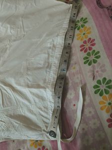 White Skrit