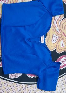 Pink Boutique International Brand Blue Crop T