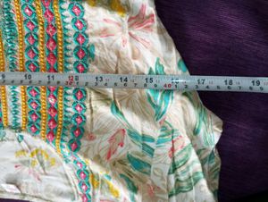 Embroidered Floral Kurta